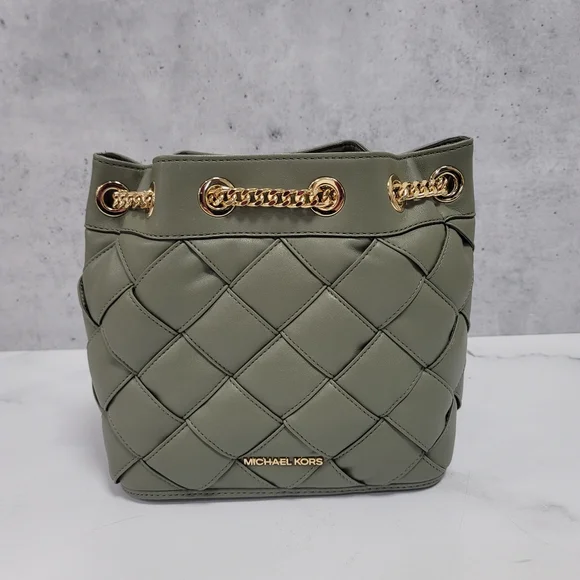 MICHAEL KORS REGINAバックパック スモール Michael Kors Regina Small Bucket Backpack Black - Averand